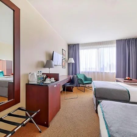 Mercure Airport Hotel