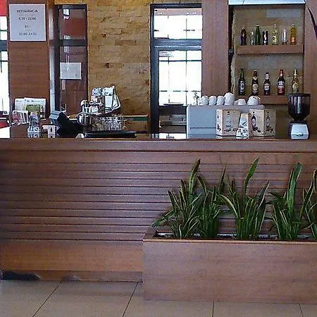 Mercure Airport 酒店 4*