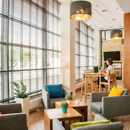 Mercure Airport