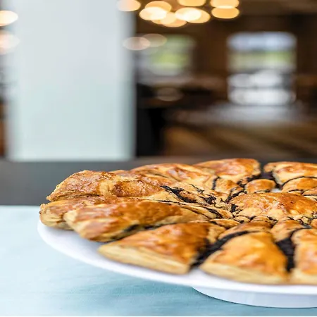 Ξενοδοχείο Mercure Airport 4*