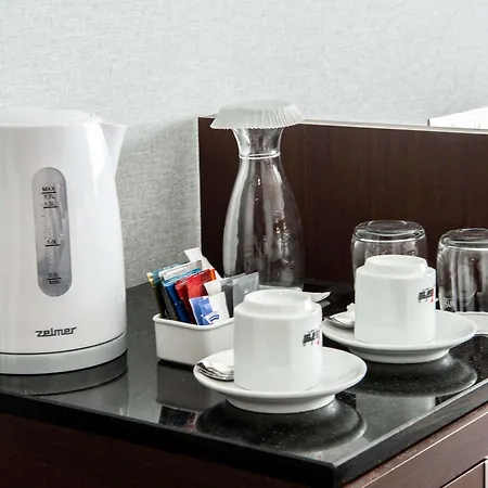Mercure Airport 4*