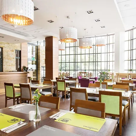 Mercure Airport Ξενοδοχείο 4*