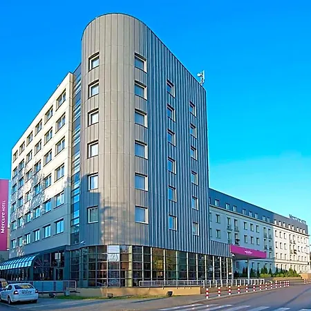 Mercure Airport Hotel 4*