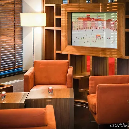 Mercure Airport