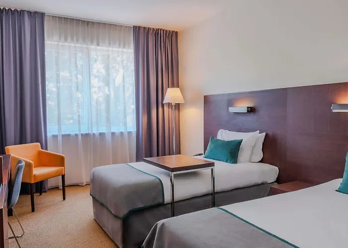 Hotel Mercure Airport