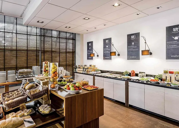 Hotel Mercure Airport