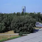 Mercure Airport Hotel