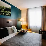 Mercure Airport 4*