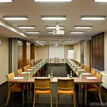 Mercure Airport 4* ワルシャワ